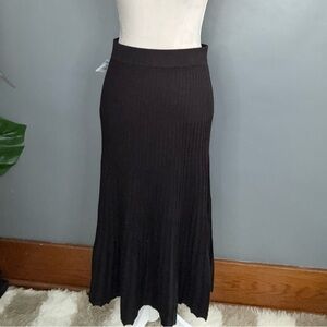 Max Studio Black Ribbed Skirt